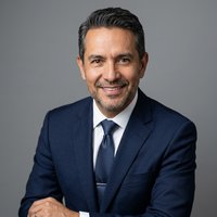Prof. Ricardo Salazar